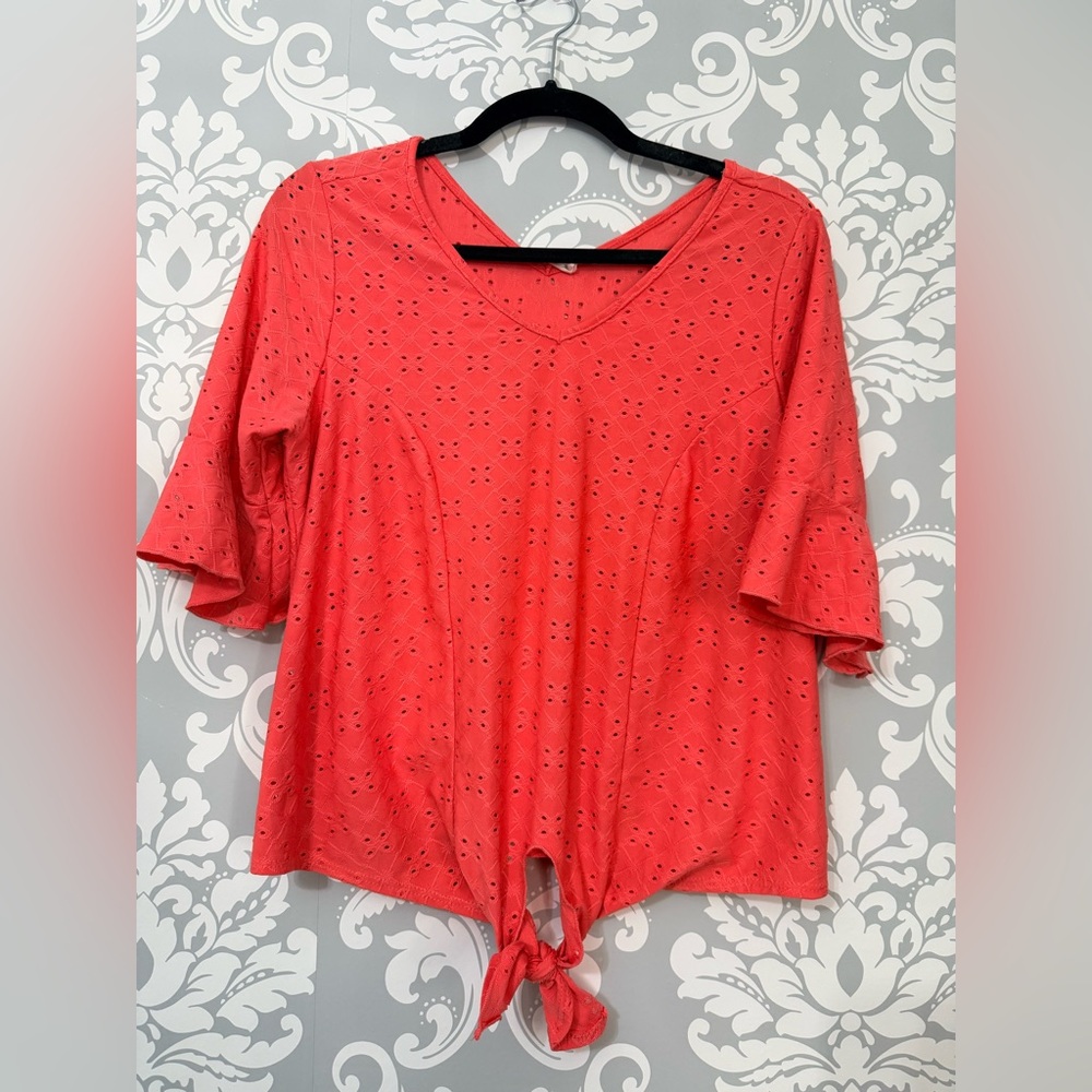 4/$25 • Pebble &‎ Stone Coral Eyelet Detail Tie Bell Sleeve Top